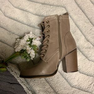 Heeled-Laced Leather Booties